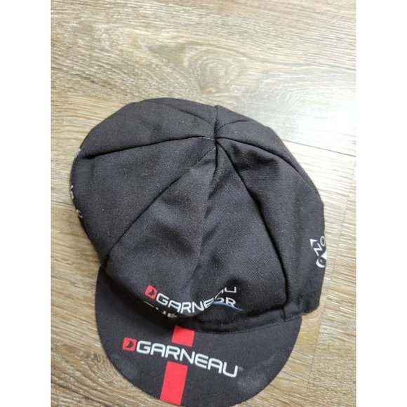 Garneau Black Cycling Race Hat Cap Quebecor Fitted Stretch Lightweight Cycle - Picture 10 of 10